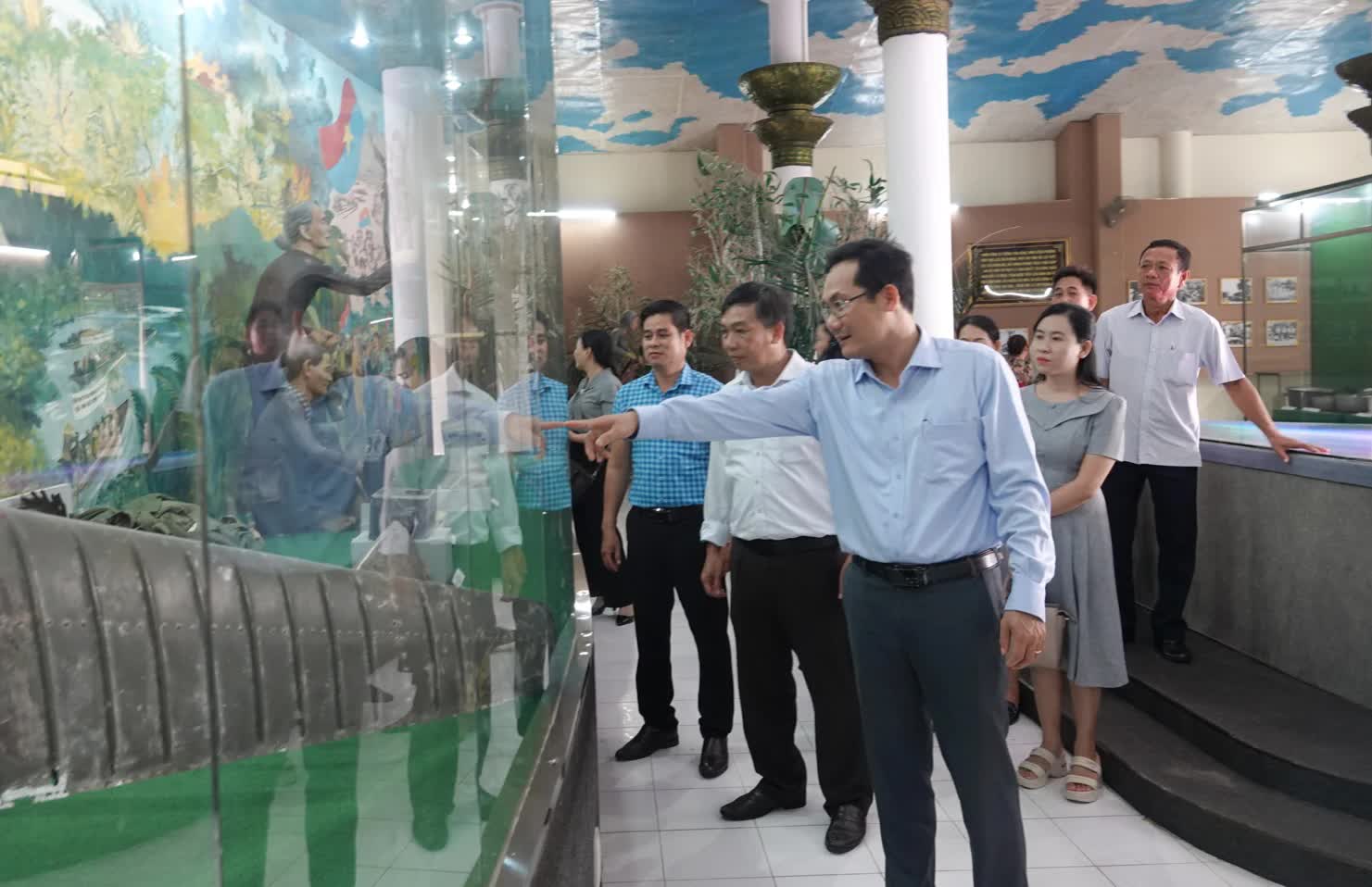 Cần Thơ khảo sát các di tích lịch sử, văn hóa - Ảnh 2.