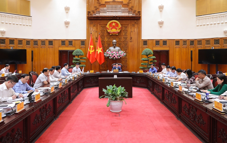 Thủ tướng: Tổ chức tốt Triển lãm "80 năm Hành trình Độc lập – Tự do – Hạnh phúc" - Ảnh 1. Thủ tướng: Tổ chức tốt Triển lãm "80 năm Hành trình Độc lập – Tự do – Hạnh phúc" - Ảnh 1.