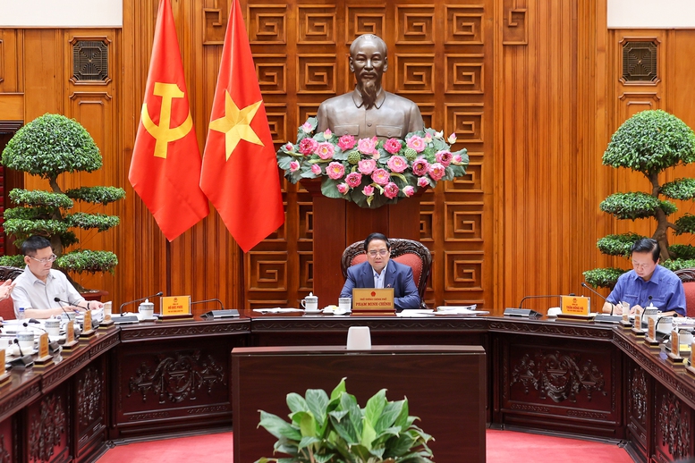 Thủ tướng: Tổ chức tốt Triển lãm "80 năm Hành trình Độc lập – Tự do – Hạnh phúc" - Ảnh 4. Thủ tướng: Tổ chức tốt Triển lãm "80 năm Hành trình Độc lập – Tự do – Hạnh phúc" - Ảnh 4.