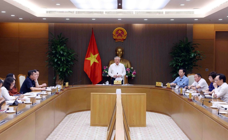 Tập trung hơn nữa cho công tác tuyên truyền về Triển lãm Thành tựu đất nước nhân kỷ niệm 80 năm Quốc khánh - Ảnh 4. Tập trung hơn nữa cho công tác tuyên truyền về Triển lãm Thành tựu đất nước nhân kỷ niệm 80 năm Quốc khánh - Ảnh 4.