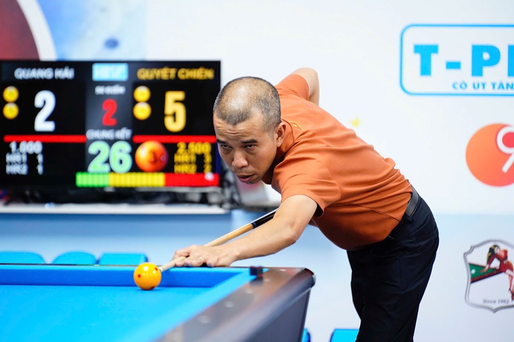 Trần Quyết Chiến vô địch Tour 2 HBSF 2025 - Ảnh 1. Trần Quyết Chiến vô địch Tour 2 HBSF 2025 - Ảnh 1.