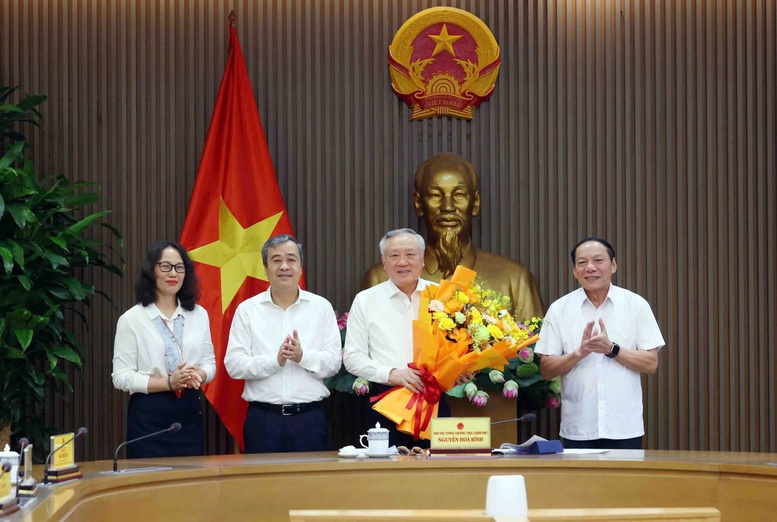Đưa công tác bảo vệ nền tảng tư tưởng của Đảng trong Đảng bộ Chính phủ đi vào chiều sâu - Ảnh 4. Đưa công tác bảo vệ nền tảng tư tưởng của Đảng trong Đảng bộ Chính phủ đi vào chiều sâu - Ảnh 4.