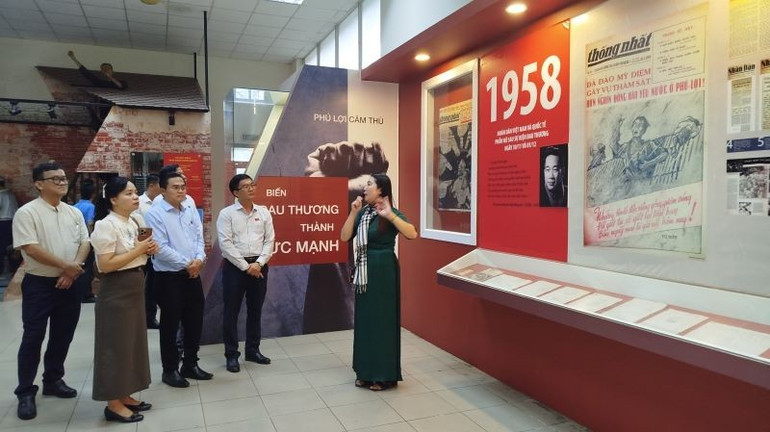 Xem xét trùng tu, sửa chữa nhằm hạn chế sự xuống cấp các di tích ở Thành phố Hồ Chí Minh - Ảnh 3.