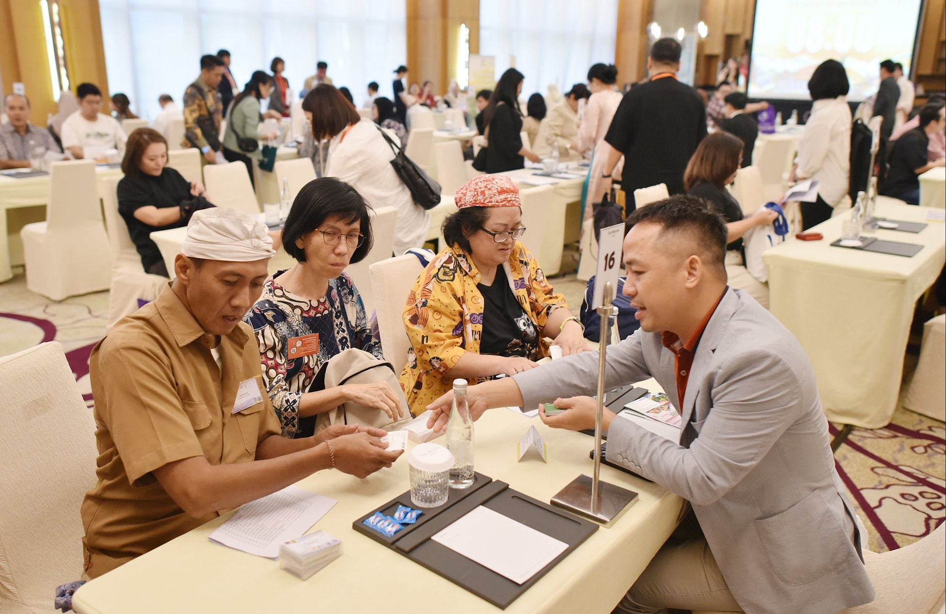 Đà Nẵng đẩy mạnh quảng bá tài nguyên du lịch - Ảnh 4. Đà Nẵng đẩy mạnh quảng bá tài nguyên du lịch - Ảnh 4.