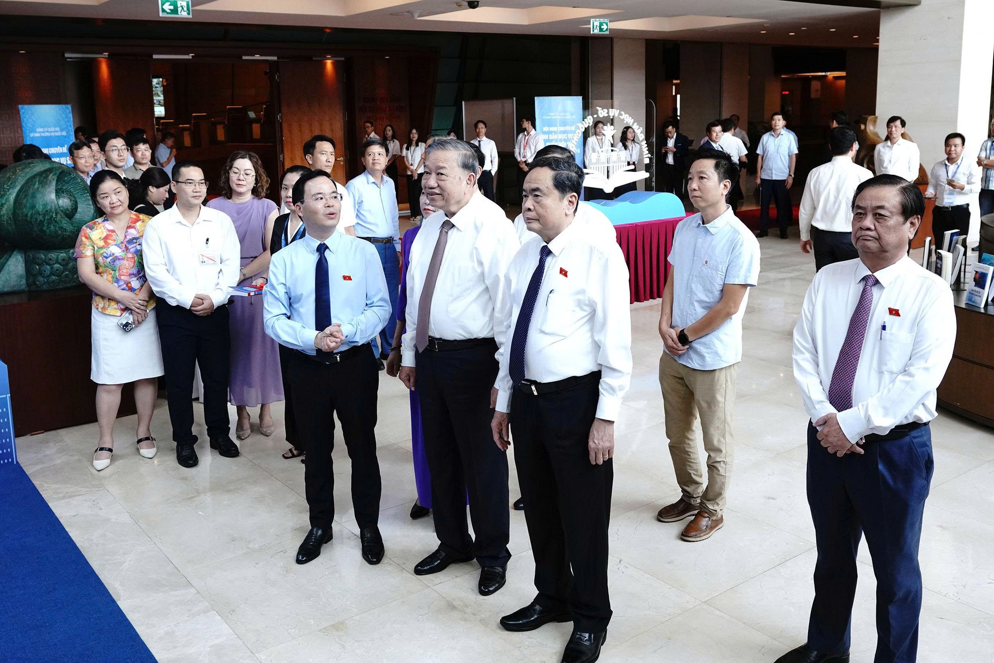 Tổng Bí thư Tô Lâm dự Hội nghị chuyên đề “Bình dân học vụ số - Quốc hội số” - Ảnh 3.