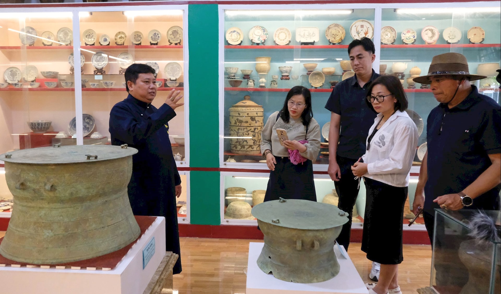 Ðể Lâm Ðồng trở thành trung tâm du lịch hàng đầu Việt Nam - Ảnh 4.