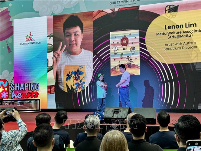 Shaping Hearts 2025: Dấu ấn sáng tạo của nghệ sĩ khuyết tật Việt Nam - Ảnh 4.
