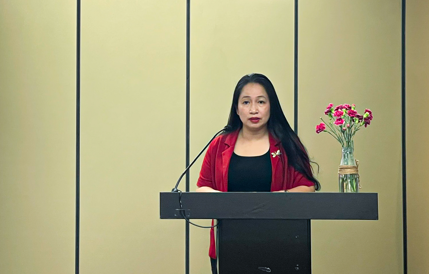 Eröffnung des Schulungs- und Entwicklungskurses zur digitalen Transformation von KI für Beamte und öffentliche Angestellte bei Agenturen und Einheiten des Ministeriums für Kultur, Sport und Tourismus – Foto 1. Khai giảng lớp Đào tạo, Bồi dưỡng Chuyển đổi số về AI cho công chức, viên chức tại các cơ quan đơn vị thuộc Bộ VHTTDL - Ảnh 1.