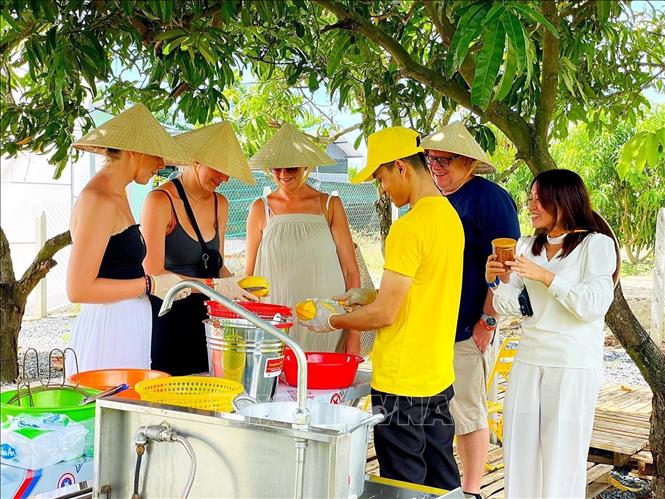Khánh Hòa: Xây dựng hệ sinh thái du lịch toàn diện gắn với tiêu chí xanh - thông minh - liên kết vùng - Ảnh 4.