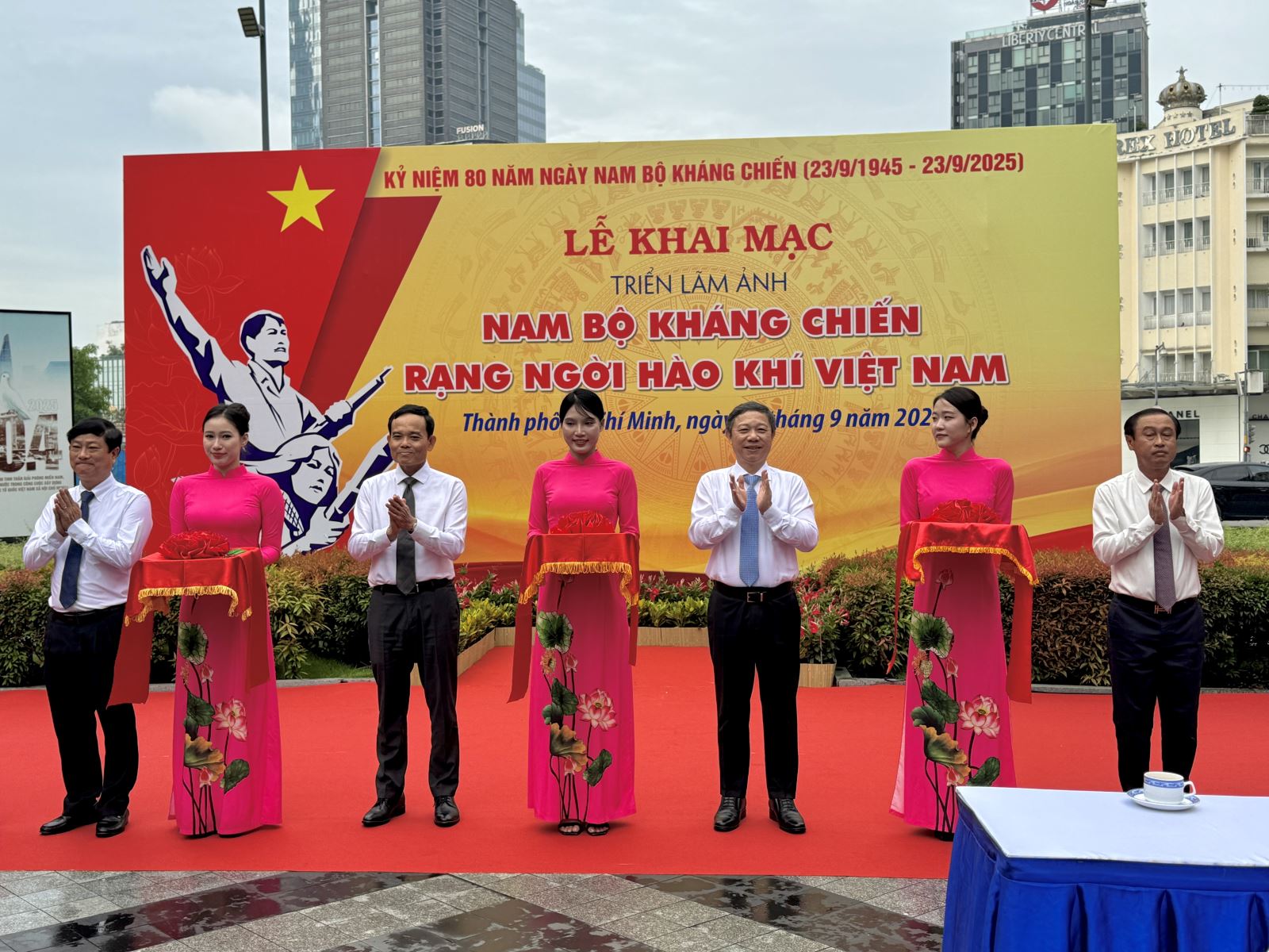 TP Hồ Chí Minh triển lãm 80 năm 'Nam bộ kháng chiến - Rạng ngời hào khí Việt Nam' - Ảnh 1.