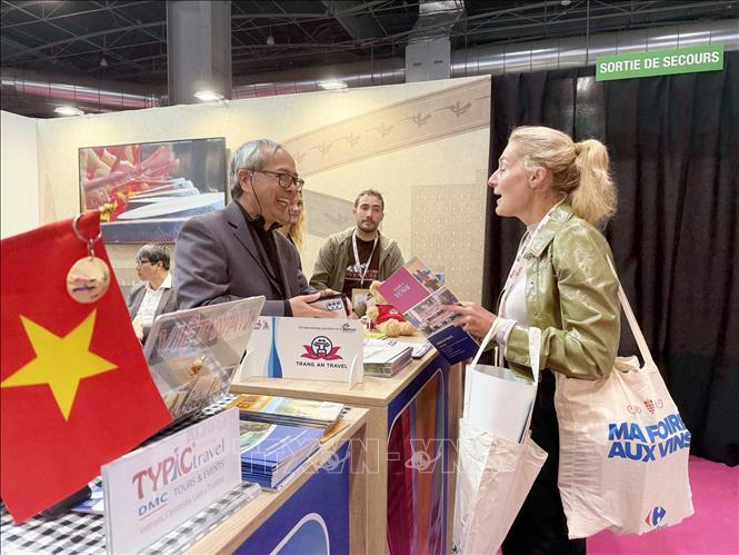 Việt Nam tham dự Hội chợ Du lịch Quốc tế IFTM Top Resa tại Pháp - Ảnh 3.