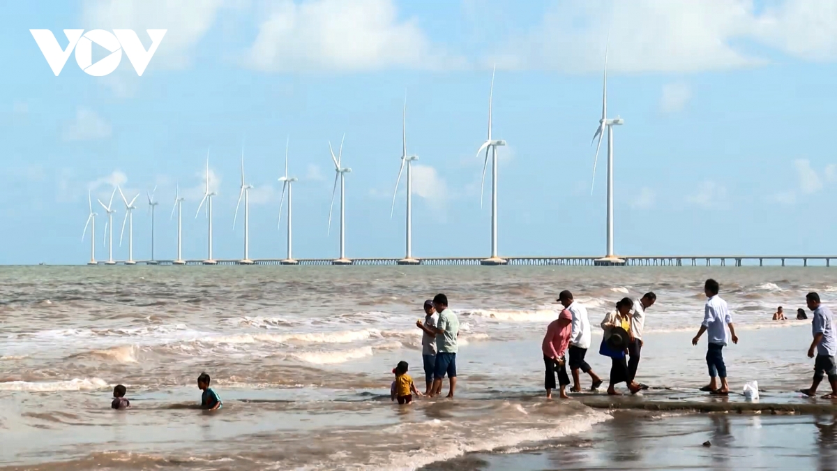 Vĩnh Long kỳ vọng đón hơn 11 triệu lượt khách trong năm 2025 - Ảnh 2. Vĩnh Long kỳ vọng đón hơn 11 triệu lượt khách trong năm 2025 - Ảnh 2.