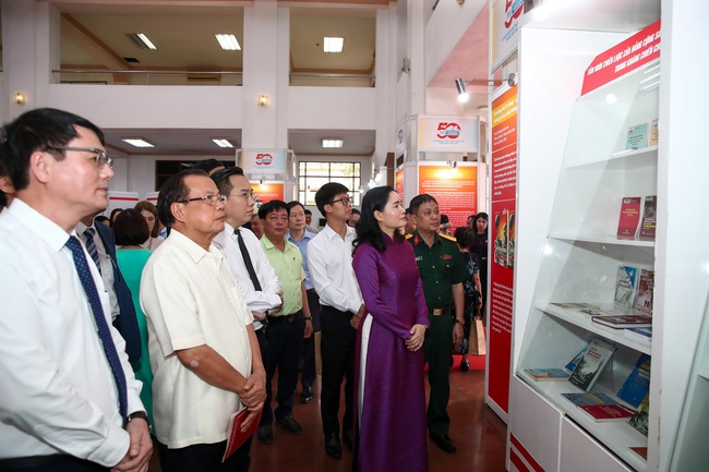 Thư viện Quốc gia Việt Nam: Tiếp tục thúc đẩy các phong trào thi đua yêu nước để xây dựng đơn vị trở thành thư viện hiện đại - Ảnh 3.