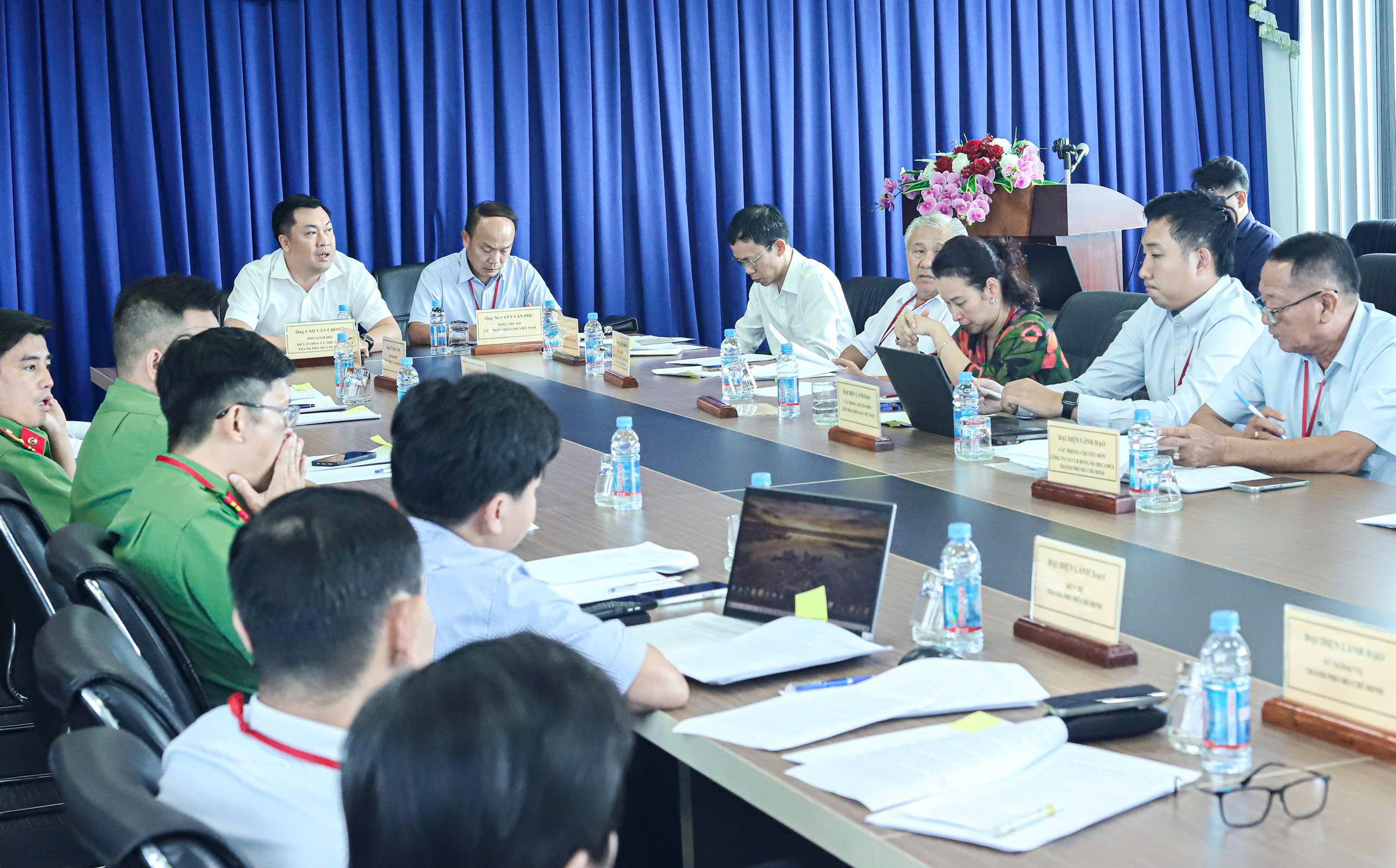 Déploiement des préparatifs pour les matchs entre le Vietnam et le Népal et les qualifications asiatiques féminines U17 de 2026 - Photo 2. Triển khai công tác chuẩn bị cho các trận đấu của tuyển Việt Nam gặp Nepal và vòng loại U17 nữ châu Á 2026 - Ảnh 2.