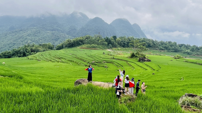 Ngày Du lịch Thế giới 2025: Du lịch Việt Nam chuyển mình theo hướng xanh, bền vững - Ảnh 1.