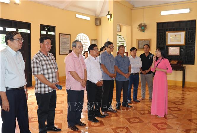 Phát huy tiềm năng văn hóa lịch sử trong sản phẩm du lịch - Ảnh 3.