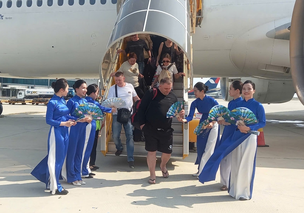Tăng gần 3 lần, khách Nga đưa du lịch Khánh Hòa bứt phá - Ảnh 2. Tăng gần 3 lần, khách Nga đưa du lịch Khánh Hòa bứt phá - Ảnh 2.