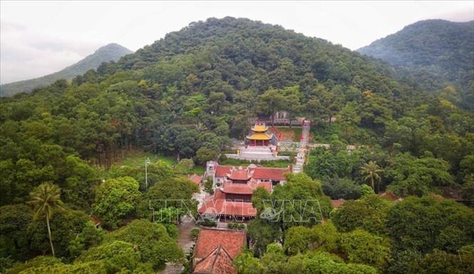 Di sản văn hóa thế giới Côn Sơn – Kiếp Bạc đón khoảng 6,5 vạn lượt du khách dịp cuối tuần - Ảnh 1.