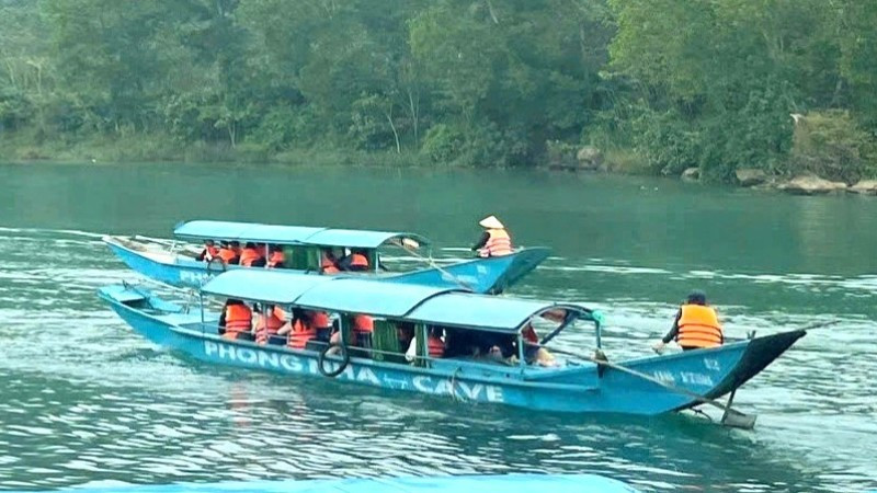 Vườn quốc gia Phong Nha-Kẻ Bàng và Địa đạo Vịnh Mốc được Lonely Planet vinh danh - Ảnh 1.