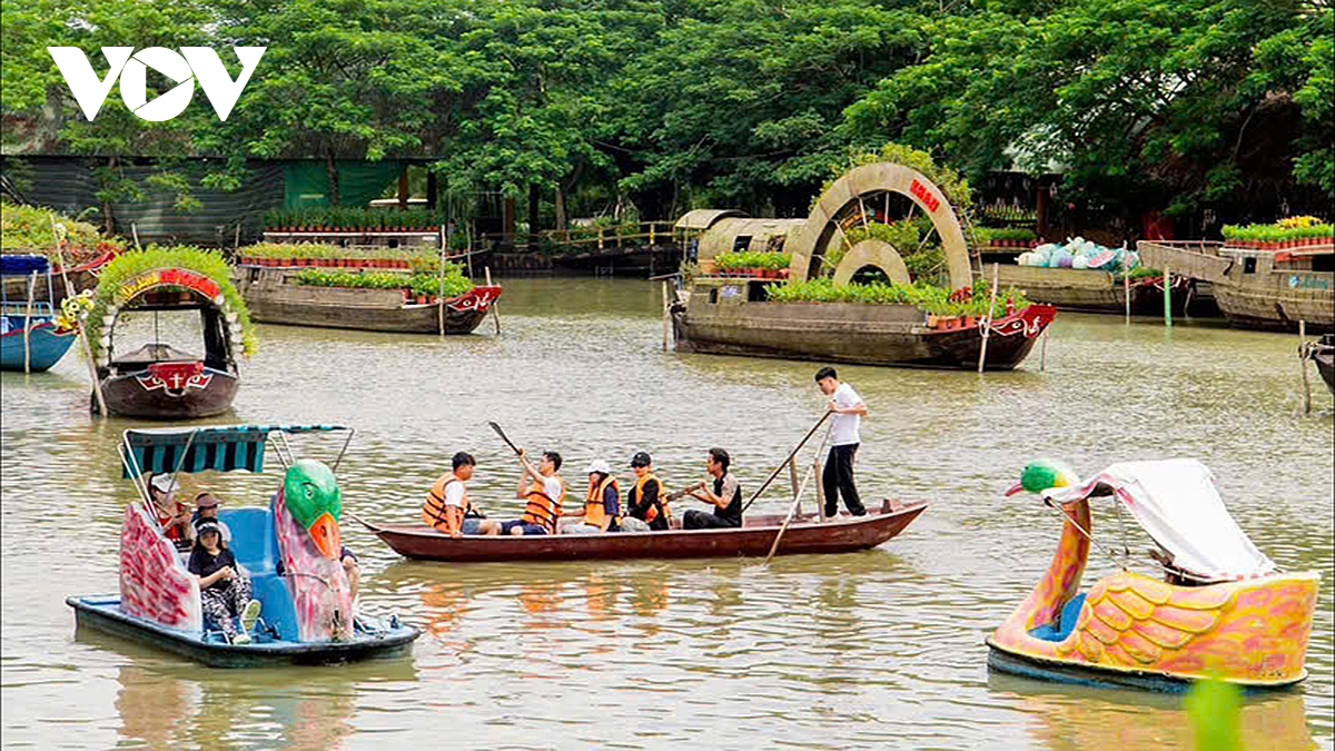 Tổng thu từ du lịch trong dịp Lễ 2/9 tại Cần Thơ ước đạt hơn 318 tỷ đồng - Ảnh 4. Tổng thu từ du lịch trong dịp Lễ 2/9 tại Cần Thơ ước đạt hơn 318 tỷ đồng - Ảnh 4.