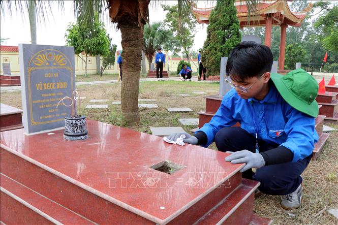 Dấu ấn tuổi trẻ trong Chiến dịch mùa hè xanh - Ảnh 2. Dấu ấn tuổi trẻ trong Chiến dịch mùa hè xanh - Ảnh 2.