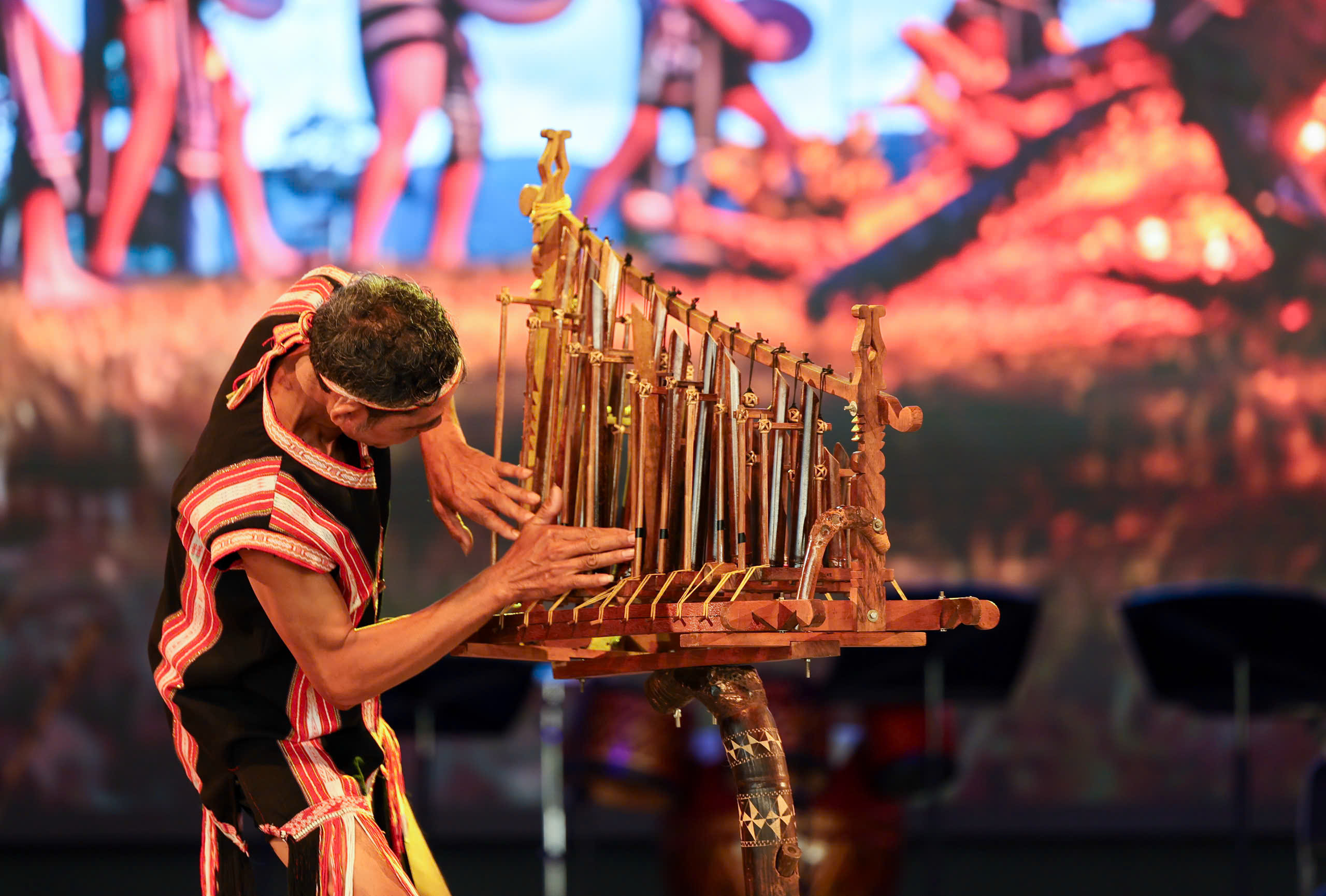 Impressions of Vietnam National Day at EXPO 2025 - Photo 8. Ấn tượng Ngày Quốc gia Việt Nam tại EXPO 2025 - Ảnh 8.