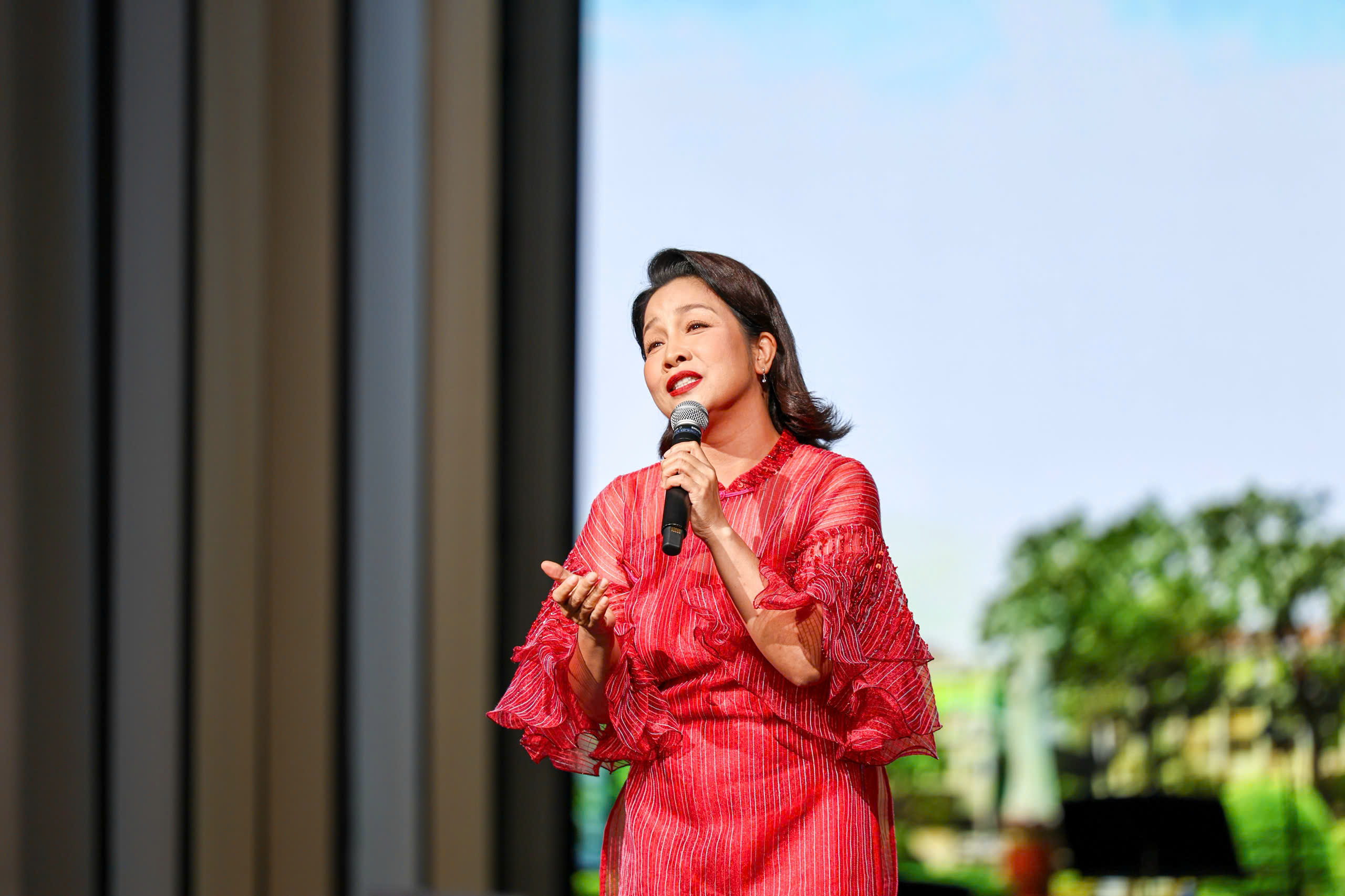 Impressions of Vietnam National Day at EXPO 2025 - Photo 9. Ấn tượng Ngày Quốc gia Việt Nam tại EXPO 2025 - Ảnh 9.