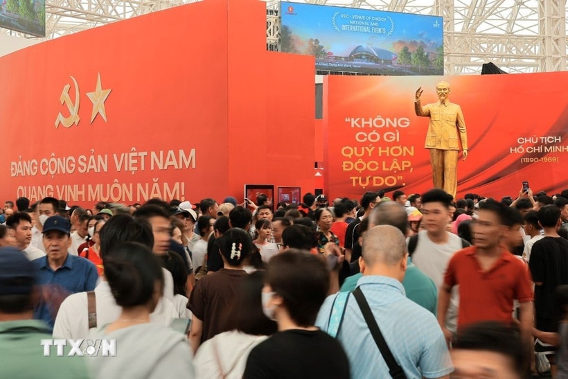 Triển lãm thành tựu đất nước thu hút 6,5 triệu lượt khách tham quan - Ảnh 1. Triển lãm thành tựu đất nước thu hút 6,5 triệu lượt khách tham quan - Ảnh 1.