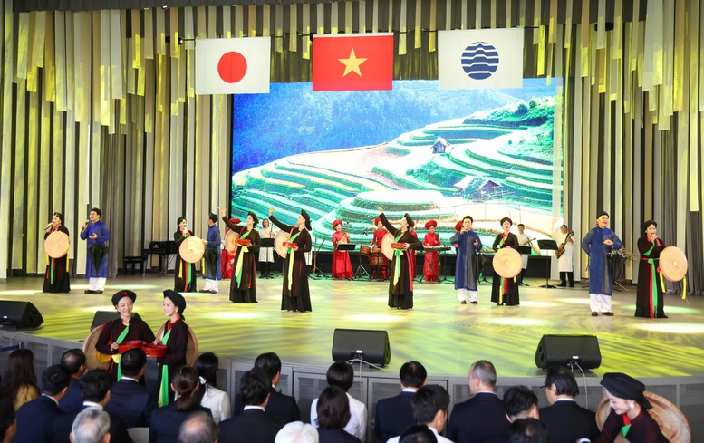 Khai mạc Ngày Quốc gia Việt Nam tại World EXPO Osaka 2025: Chia sẻ những câu chuyện đầy tự hào về đất nước Việt Nam - Ảnh 7. Khai mạc Ngày Quốc gia Việt Nam tại World EXPO Osaka 2025: Chia sẻ những câu chuyện đầy tự hào về đất nước Việt Nam - Ảnh 7.