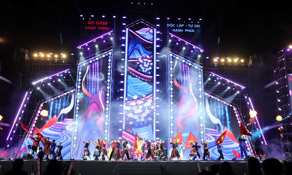 Dấu ấn Nghị quyết Đại hội Đảng lần thứ XIII: Sức mạnh mềm kiến tạo bản sắc và sự định hình vị thế mới của âm nhạc Việt Nam - Ảnh 2.