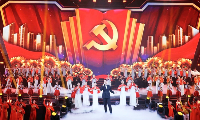 “Tầm nhìn mới – Kỷ nguyên mới”: Chương trình nghệ thuật chào mừng thành công Đại hội XIV của Đảng - Ảnh 1.