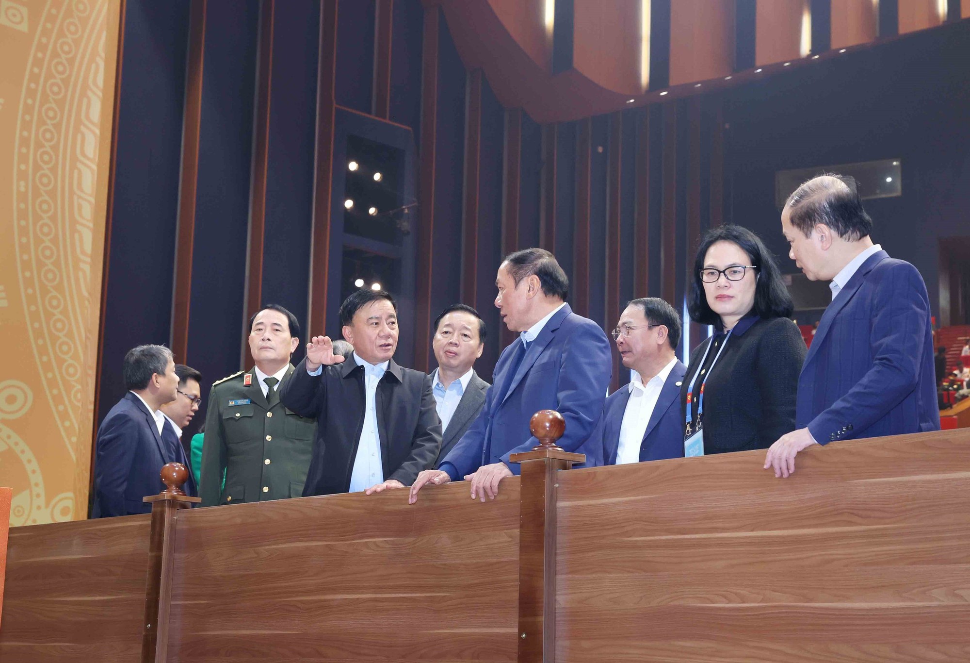 Thường trực Ban Bí thư Trần Cẩm Tú chủ trì sơ duyệt công tác tổ chức phục vụ Đại hội XIV của Đảng - Ảnh 3.