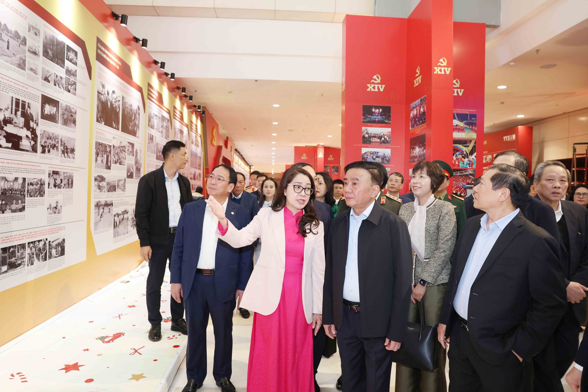 Thường trực Ban Bí thư Trần Cẩm Tú chủ trì sơ duyệt công tác tổ chức phục vụ Đại hội XIV của Đảng - Ảnh 13.