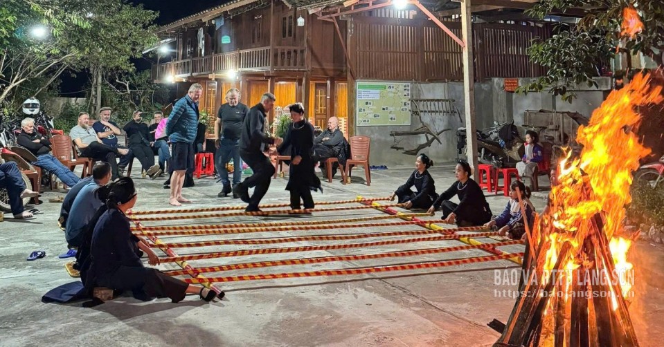 Lạng Sơn khơi nguồn lực cho du lịch cộng đồng - Ảnh 2.