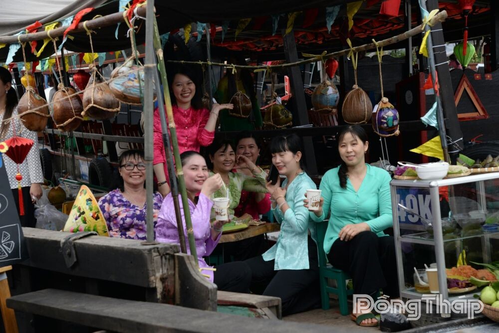 Ngành Văn hóa, Thể thao và Du lịch tỉnh Đồng Tháp: Khởi sắc với nhiều gam màu sáng - Ảnh 3.