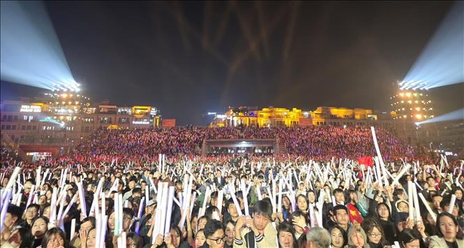 Quảng Ninh: Từ khát vọng 'vươn mình' đến chiến lược hiện thực hóa công nghiệp văn hóa - Ảnh 3. Quảng Ninh: Từ khát vọng 'vươn mình' đến chiến lược hiện thực hóa công nghiệp văn hóa - Ảnh 3.