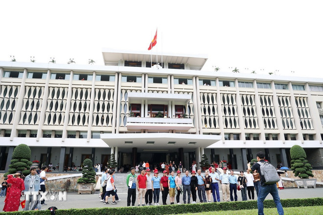 Thành phố Hồ Chí Minh định vị là địa phương hàng đầu về hút khách MICE - Ảnh 3. Thành phố Hồ Chí Minh định vị là địa phương hàng đầu về hút khách MICE - Ảnh 3.