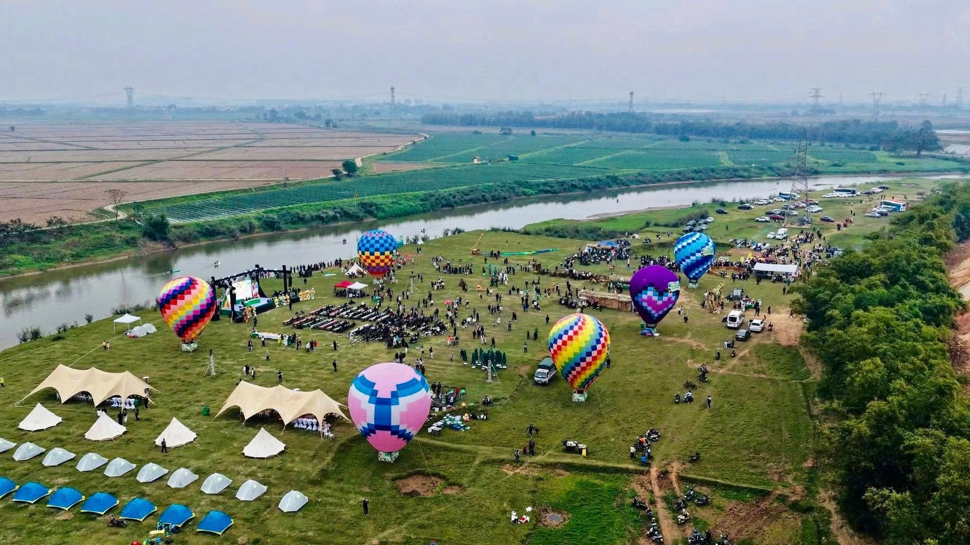 Hà Nội phát động mùa du lịch 2026: Sẵn sàng đón dòng khách mới - Ảnh 1.