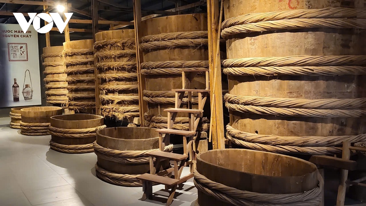 Lâm Đồng đề nghị đưa nước mắm Phan Thiết vào danh mục di sản văn hóa phi vật thể quốc gia - Ảnh 3. Lâm Đồng đề nghị đưa nước mắm Phan Thiết vào danh mục di sản văn hóa phi vật thể quốc gia - Ảnh 3.