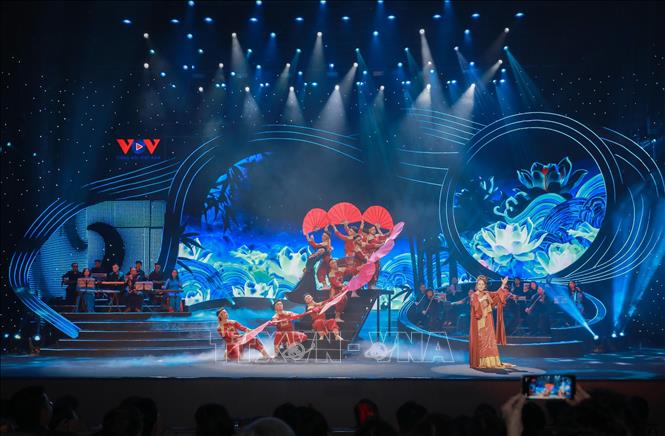 Khẳng định niềm tin son sắt với Đảng qua ngôn ngữ văn hóa nghệ thuật - Ảnh 2.