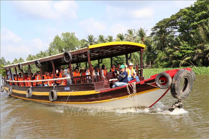 Du lịch Vĩnh Long khởi sắc đầu năm 2026, hướng đến tương lai xanh và bền vững - Ảnh 2.