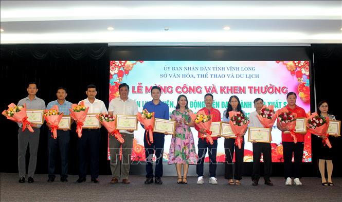 Vĩnh Long: Tuyên dương huấn luyện viên, vận động viên đạt thành tích cao tại SEA Games 33 - Ảnh 1.