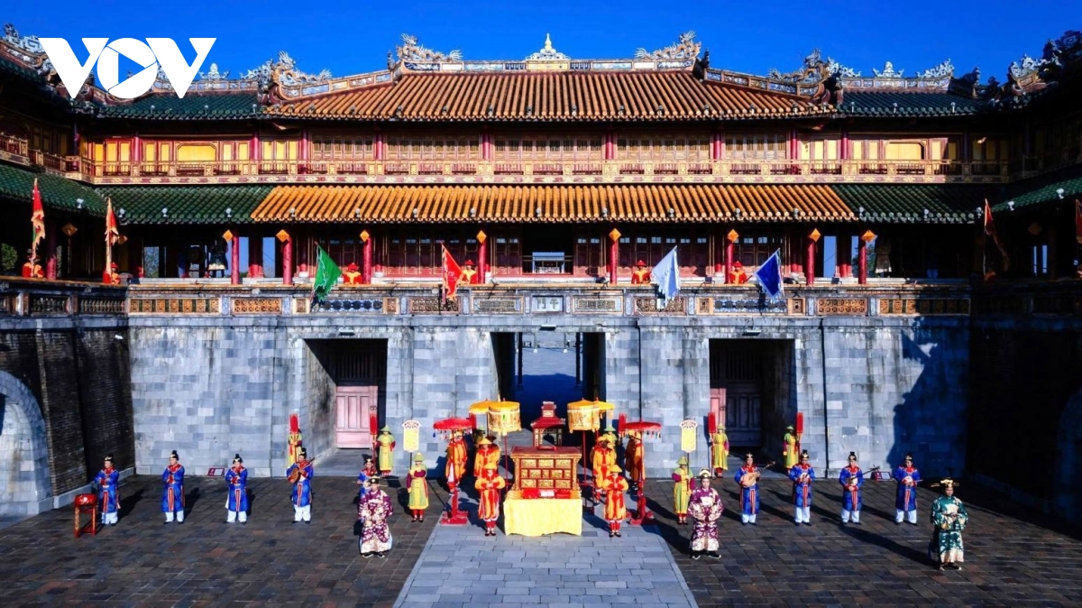 Huế khẳng định vai trò của du lịch trong chiến lược phát triển - Ảnh 3.