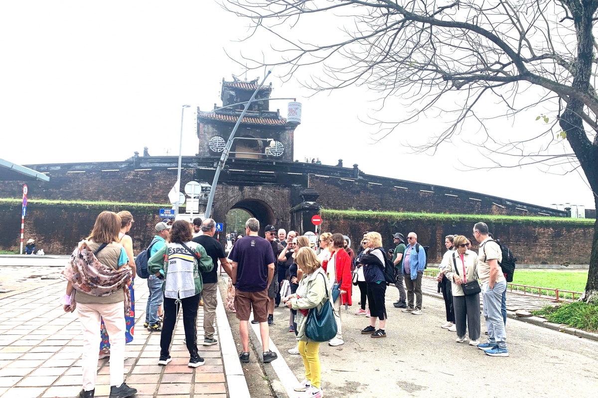 Huế khẳng định vai trò của du lịch trong chiến lược phát triển - Ảnh 2.