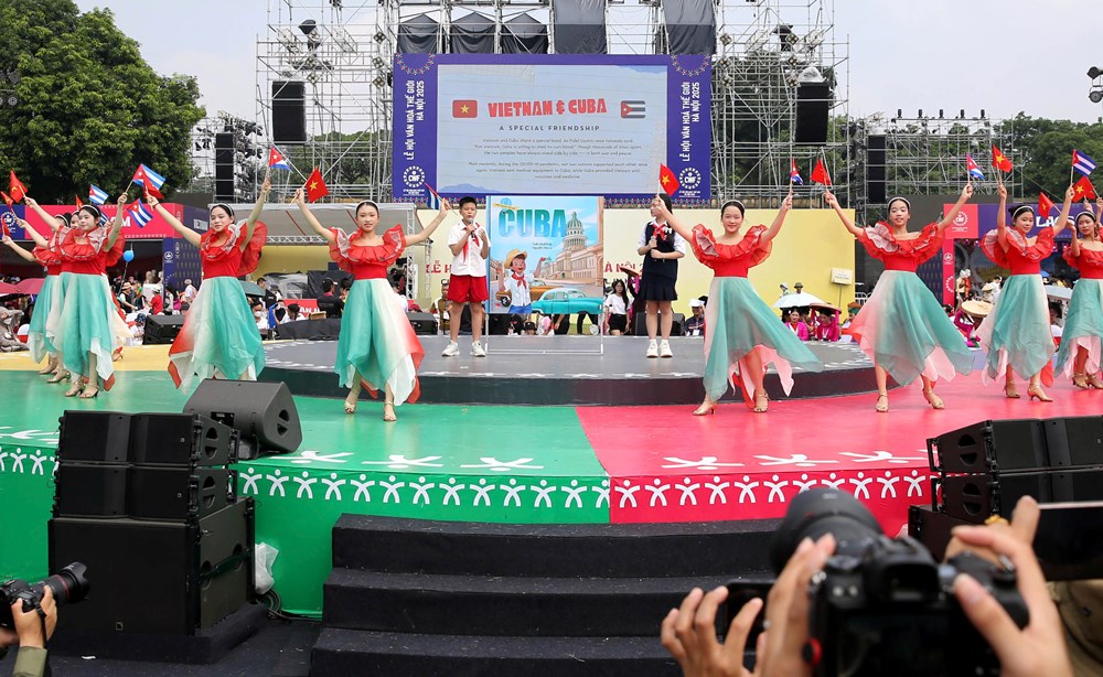 Dấu ấn nhiệm kỳ Đại hội XIII của Đảng: Văn hóa đối ngoại nổi lên như một trong những trụ cột hiệu quả về quan hệ quốc tế - Ảnh 5.