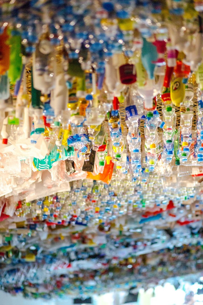 Ô nhiễm rác thải nhựa trong du lịch: Hành động thế nào cho tương lai xanh? - Ảnh 4.