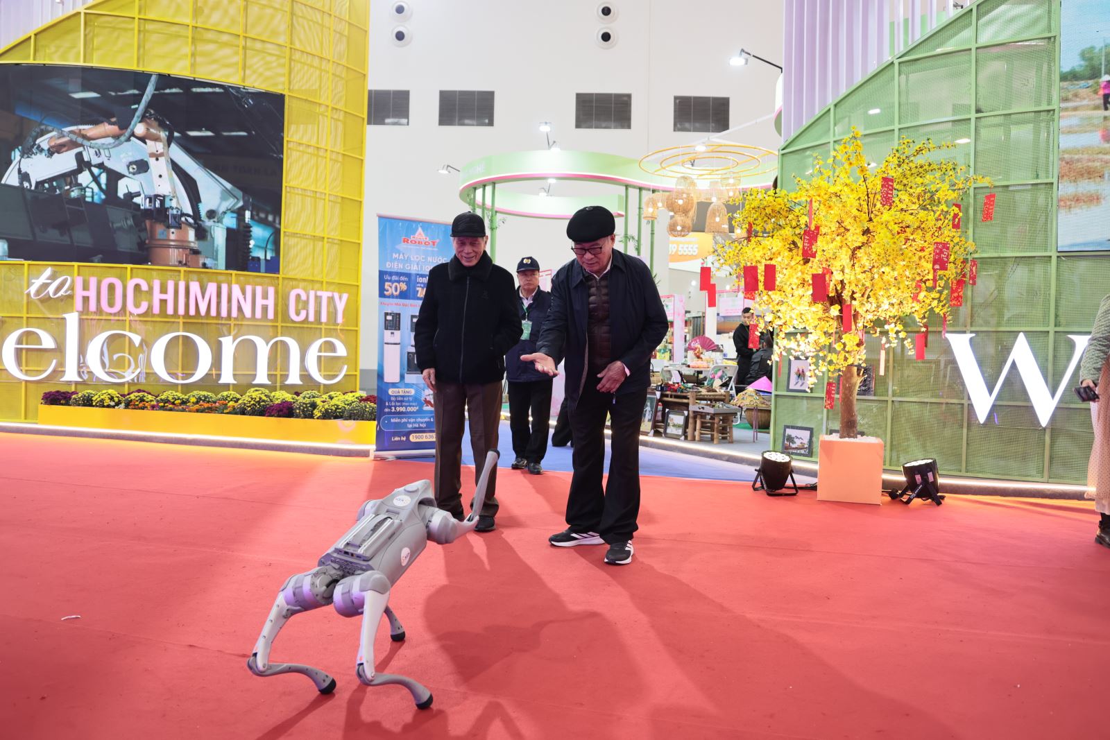 Hội chợ Mùa Xuân 2026: Nhiều hoạt động hấp dẫn ngày 11/2 - Ảnh 2.