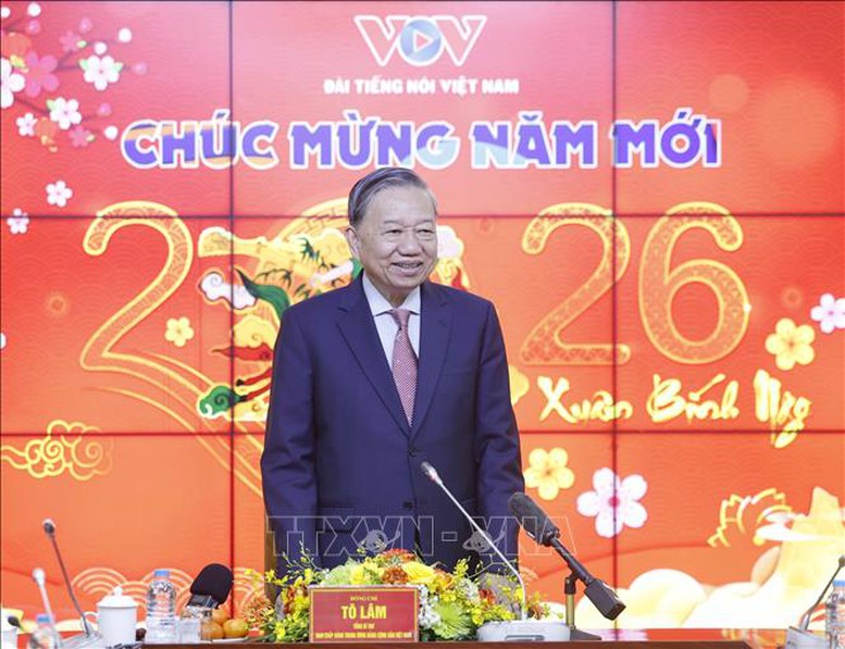 Tổng Bí thư Tô Lâm thăm, chúc Tết cán bộ, phóng viên VTV và VOV - Ảnh 8.