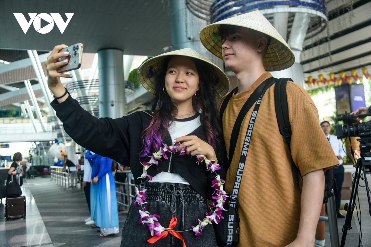 Đà Nẵng thu hút dòng khách chất lượng cao - Ảnh 2. Đà Nẵng thu hút dòng khách chất lượng cao - Ảnh 2.