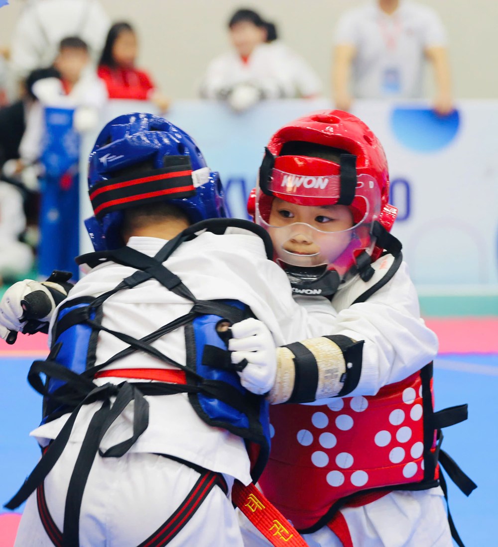 Taekwondo Kids Việt Nam giành ngôi Nhất toàn đoàn tại Festival Taekwondo Hà Nội mở rộng - Ảnh 2.